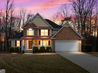 190 Bridgemill Dr, Hampton, GA 30228