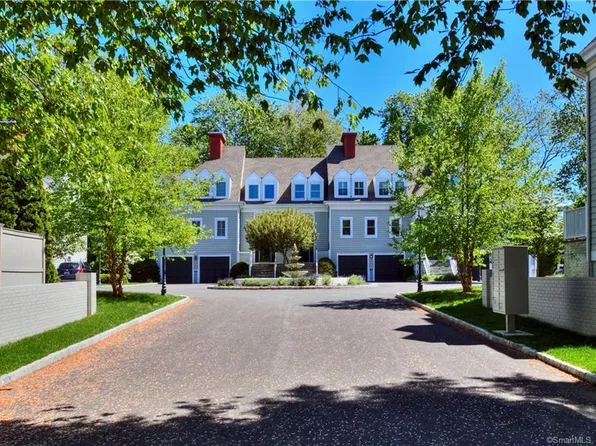 450 Center St, Fairfield, CT