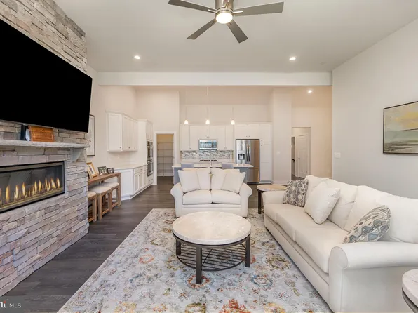 114 Loblolly Ln, Fallston, MD 21047
