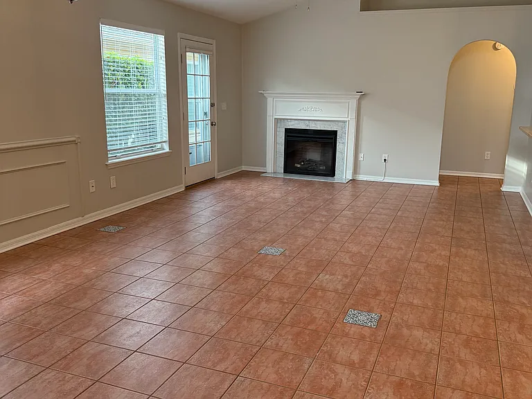 257 Patrick Mill Cir — Photo 4