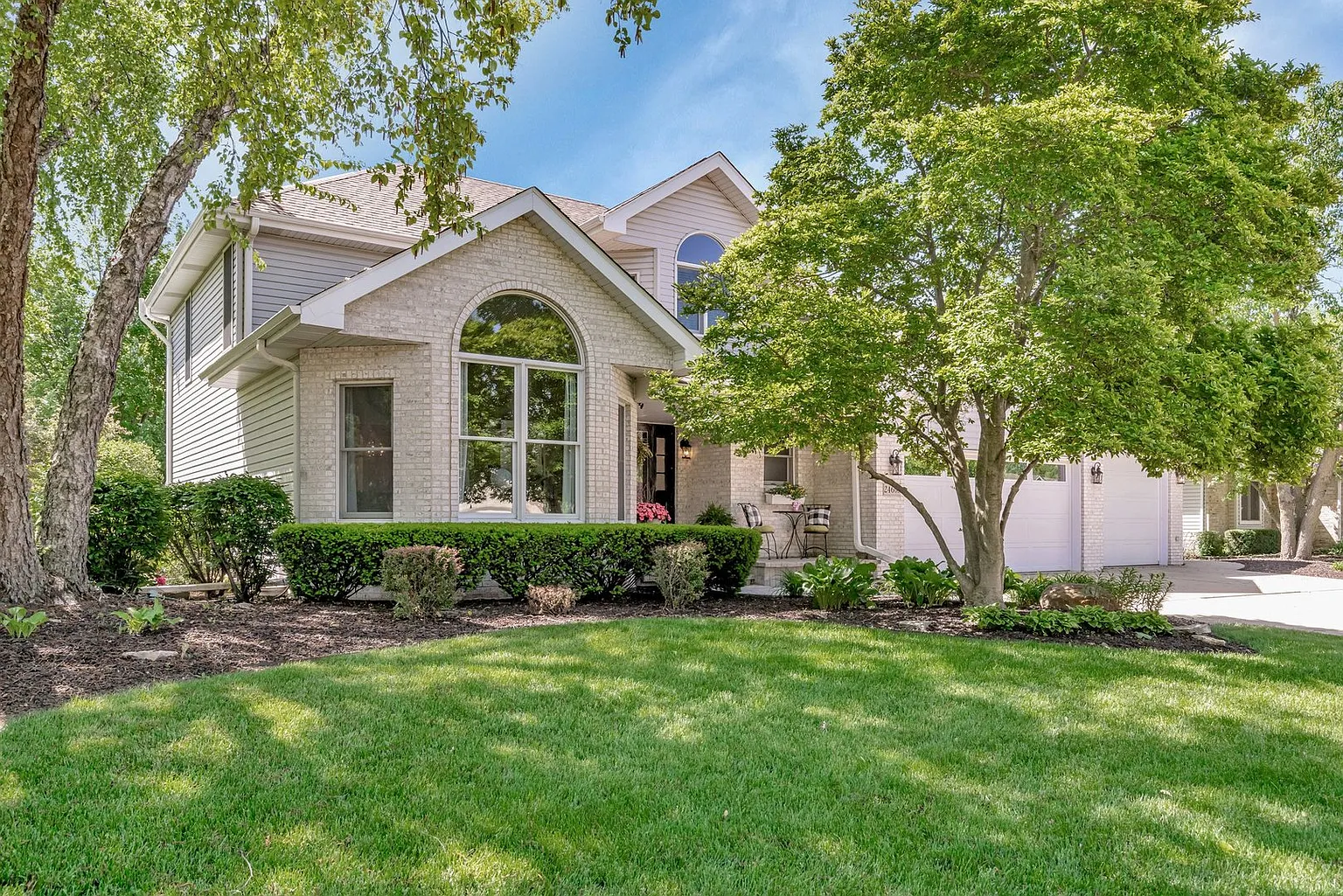 24605 S Blackhawk Dr photo 1