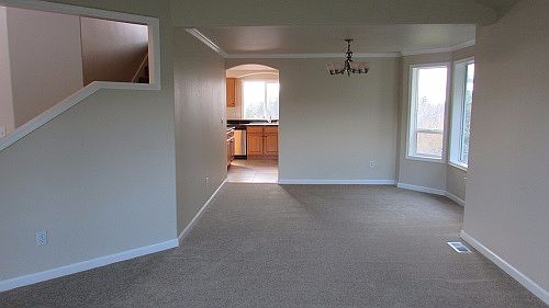 5th image of 3134 Meeker Ave NE