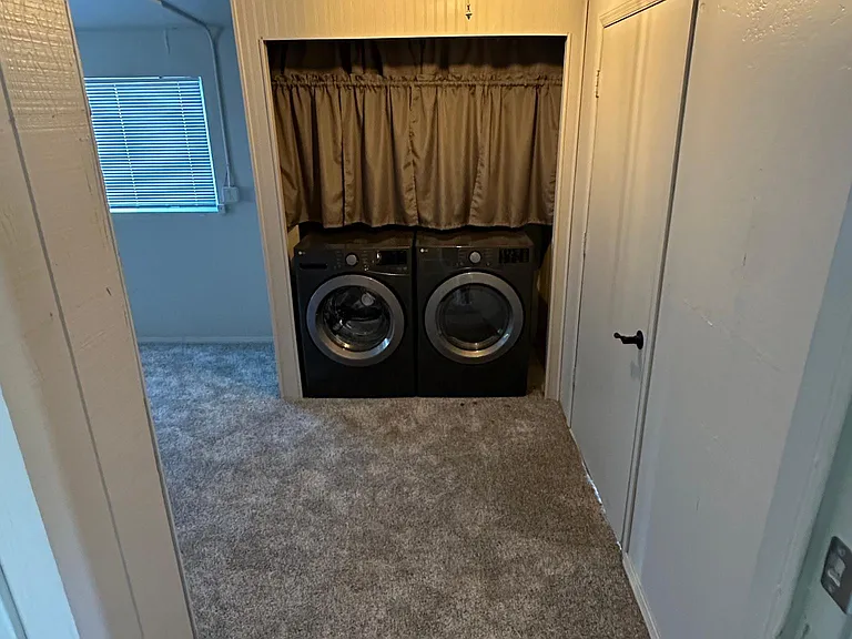 711 W Colt Dr — Photo 12
