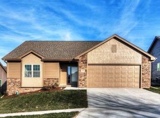 1311 N Larchmont Dr, Council Bluffs, IA 51503