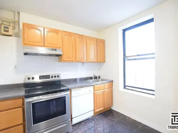 141-15 84th Dr, Jamaica, NY