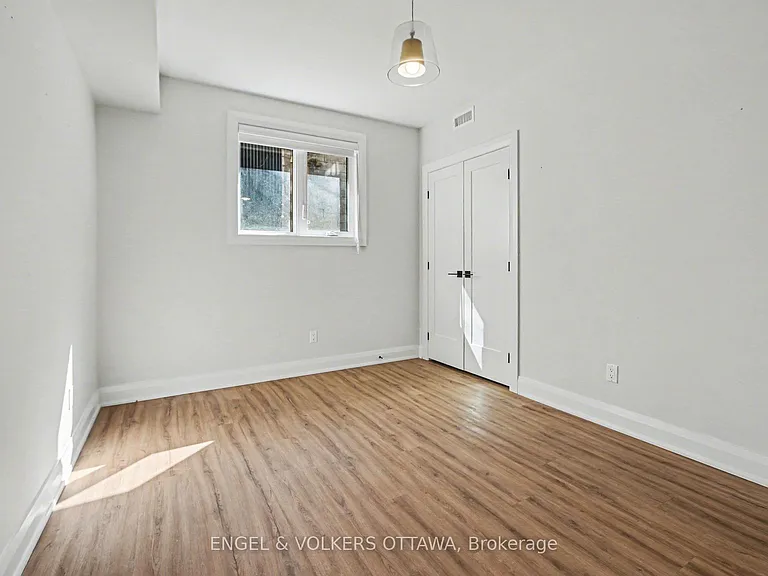 35 Monk St #1 — Photo 10