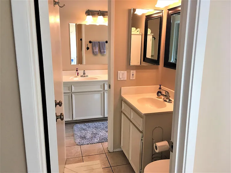 510 Turfwood Ln — Photo 18