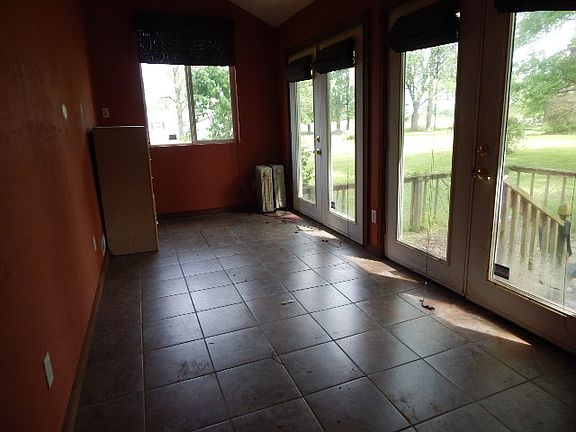 Sunroom facing south 