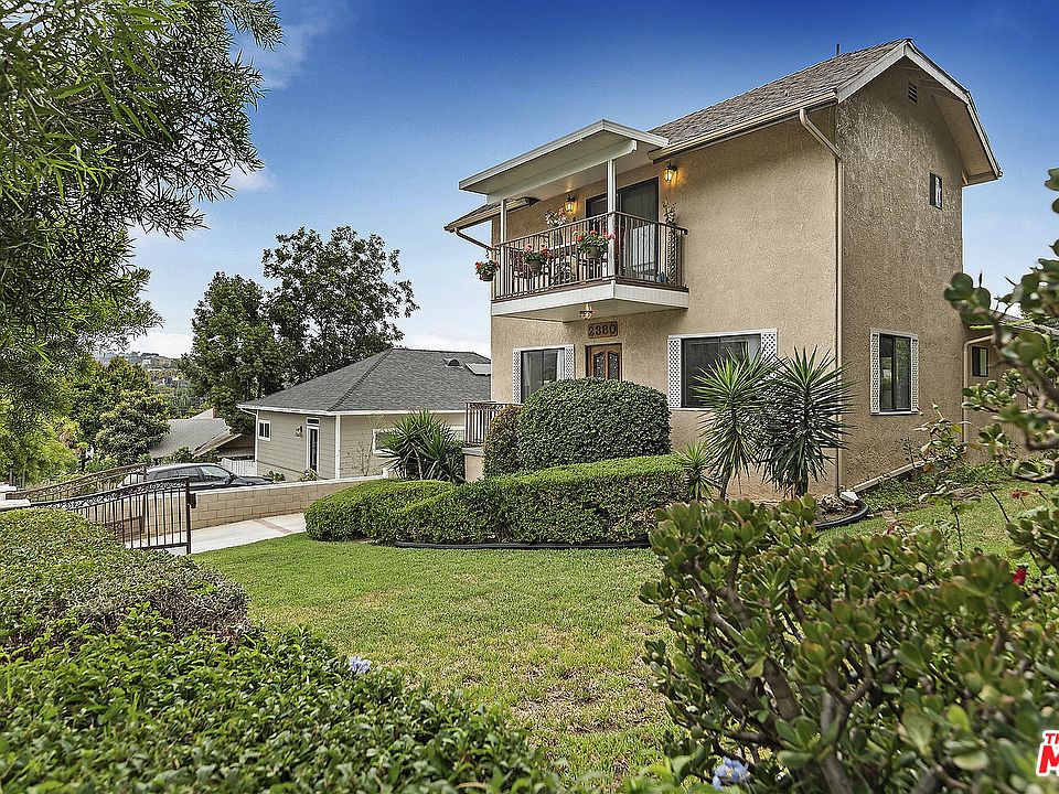 1st image of 2380 Yosemite Dr