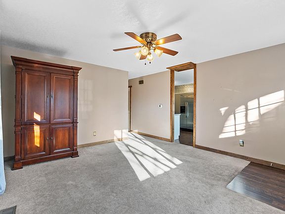 5th image of 1524 Mac Pherson Dr
