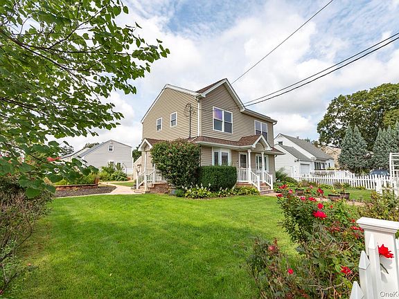 2nd image of 305 S Strong Avenue