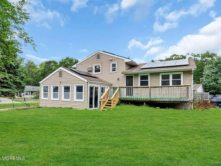 102 Buckhorn Lake Ct — Photo 14