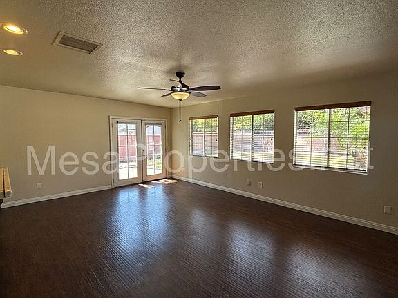 5th image of 453 Madison Ave