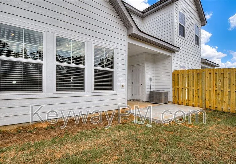 769 Bronze Way — Photo 21