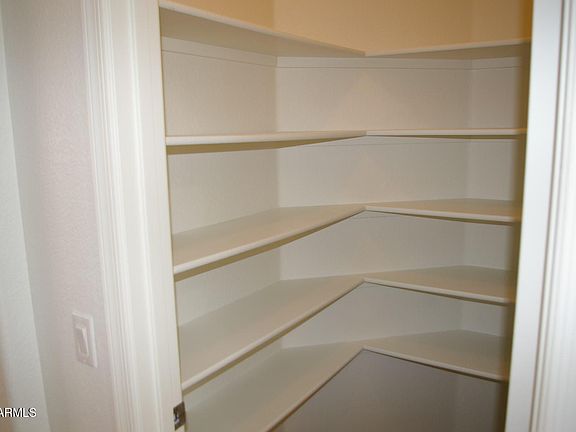 5th image of 1083 E JADE Drive
