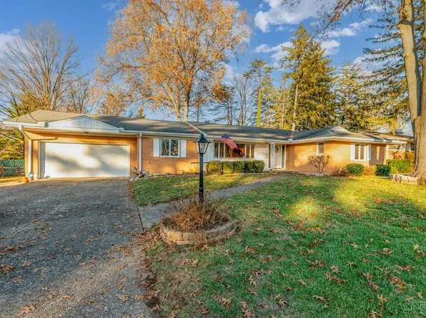 1068 Spruceglen Dr, Cincinnati, OH 45224