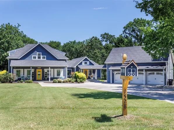 1528 Smysor Dr, Bartlesville, OK 74006