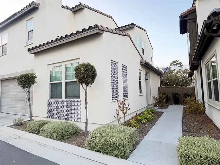 10110 Hercules Way — Photo 6