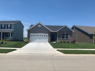 213 Charlestowne Place Dr, Saint Charles, MO 63301