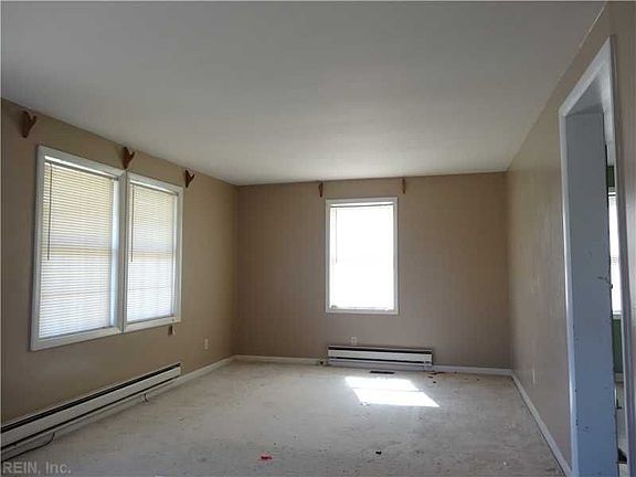 5th image of 1230 Sierra Dr