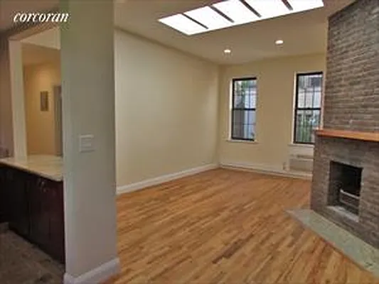 Rented by Corcoran | media 23