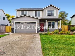 1755 S Quartz Dr, Cornelius, OR 97113