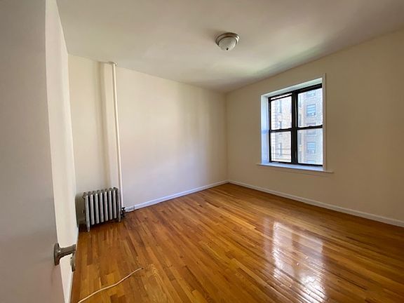 5th image of 204 W 94th St #5C