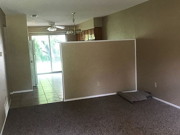 2nd image of 130 Pebble Creek Dr