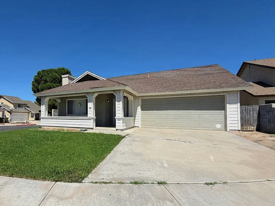 13654 Opal Cir