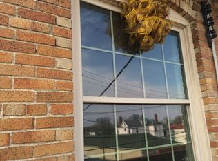 120 W Main St APT E, Circleville, OH 43113