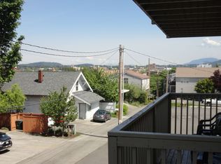 617 N State St APT 3, Bellingham, WA 98225