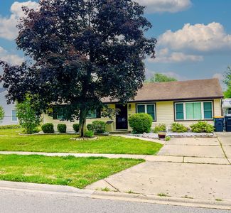 601 Parkside Cir, Streamwood, IL, 60107