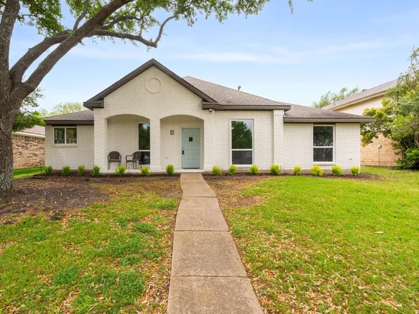 813 Creek Valley Rd, Mesquite, TX 75181