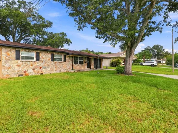 3203 CARLETON CIRCLE E, LAKELAND, FL 33803