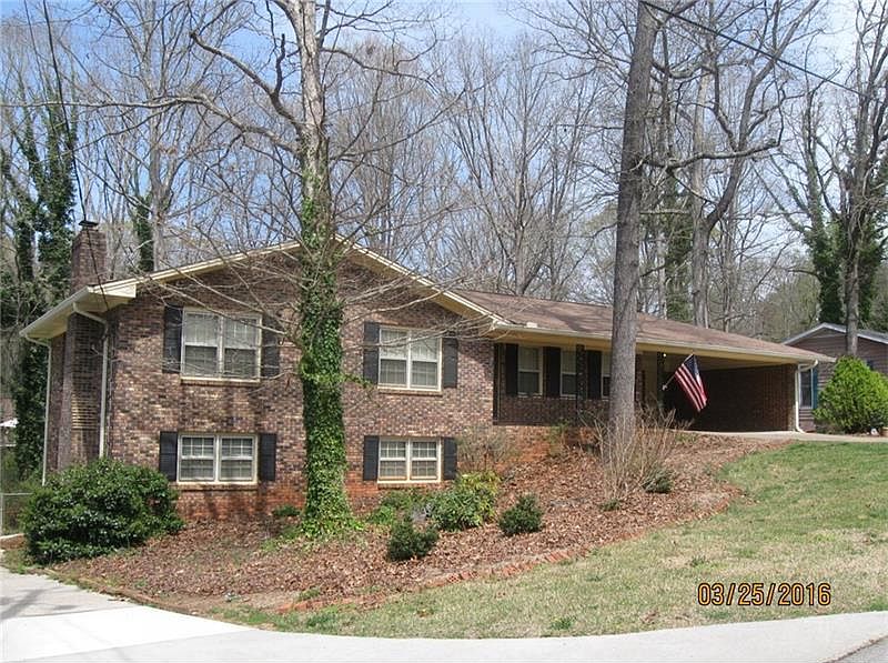 1st image of 4448 Lake Forest Dr