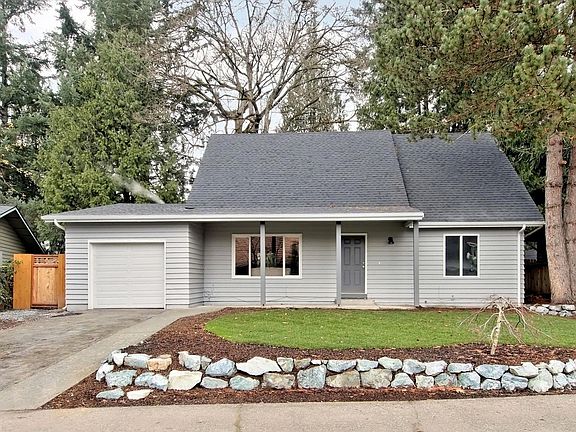 2nd image of 1627 35th St SE