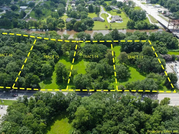 1208 Us Highway 167, Abbeville, LA 70510