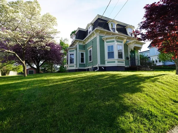 48 Grove St, North Attleboro, MA 02760