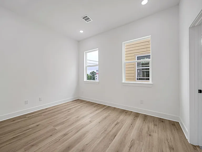3468 Bremond St — Photo 11
