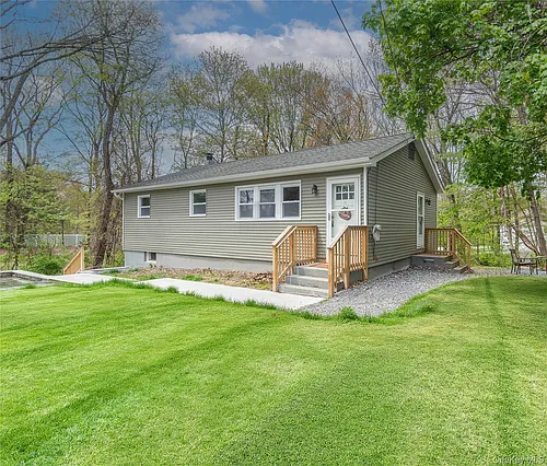 55 Elk Rd Photo 1
