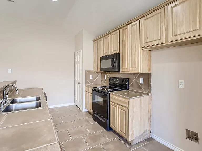 3032 Douglas Fir Dr — Photo 4