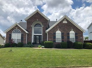 2492 Bear Creek Dr, Wentzville, MO 63385