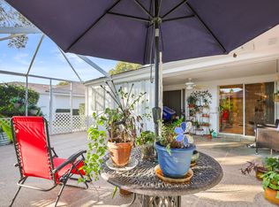 2404 Pin Oak Ct, Palm Beach Gardens, FL 33410