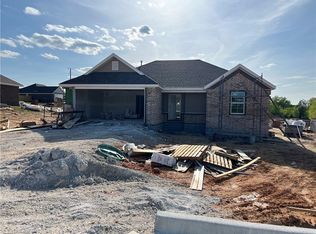 132 Presley Loop, Huntsville, AR 72740