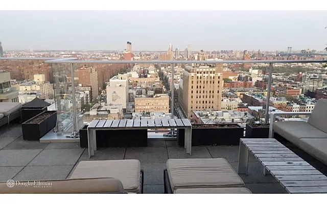 Rented by Douglas Elliman | media 10