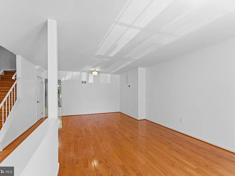 7428 Chummley Ct — Photo 7