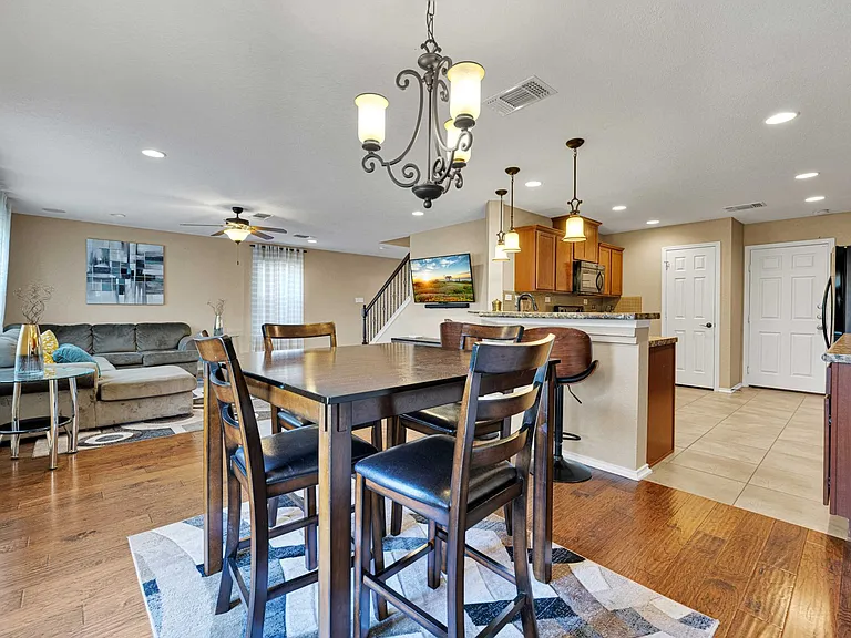 6730 Carmona Pass — Photo 10