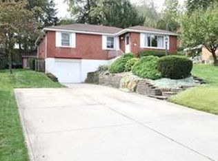 650 Guenevere Dr, Pittsburgh, PA