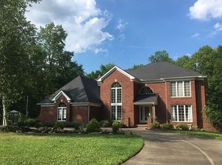 2919 Woodhaven Dr, Medina, OH 44256