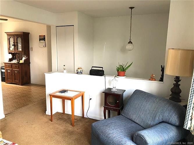 458 Liberty St, Pawcatuck, CT 06379 Zillow